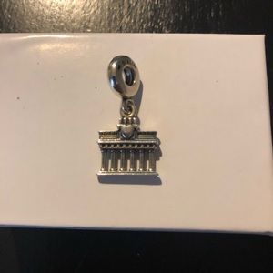 Authentic PANDORA Brandenburg Gate Charm